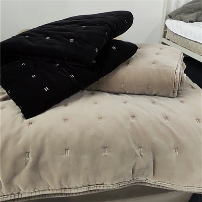 SMIKE Developed Pure Cotton Velvet Stone Wash Quilt According To Customer Req...