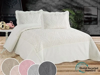 Embroidered Quilt Set With GRS Certification