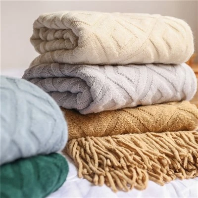 Jacquard Diamond Pattern Knit Throw Blanket