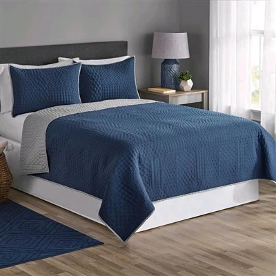 Modern Pattern Ultrasonic Bedding Set