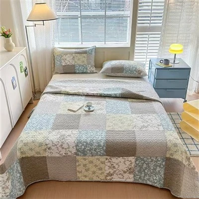 Vintage Patchwork Cotton Quilt Set